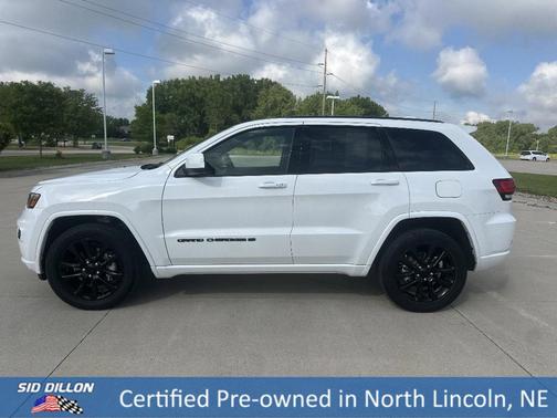 2022 Jeep Grand Cherokee WK Laredo