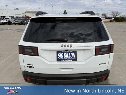 2026 Jeep Cherokee Laredo