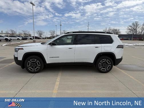2026 Jeep Cherokee Laredo