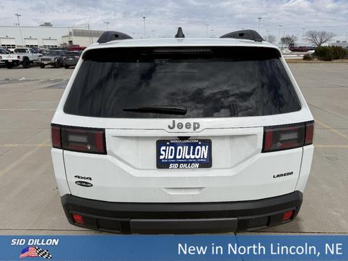 2026 Jeep Cherokee Laredo