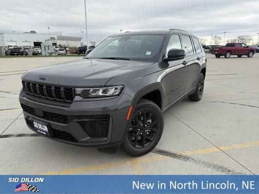 Metallic 2026 Jeep Grand Cherokee L Laredo