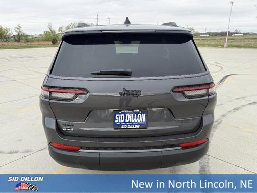 Metallic 2026 Jeep Grand Cherokee L Laredo