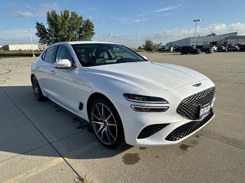 2025 Genesis G70 2.5T