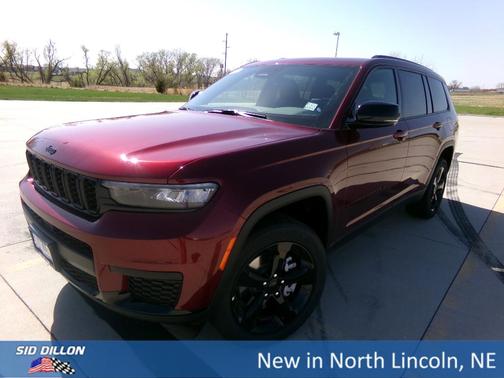 2025 Jeep Grand Cherokee L Laredo
