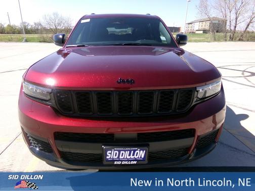 2025 Jeep Grand Cherokee L Laredo