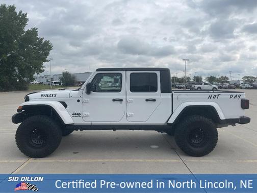 2021 Jeep Gladiator Sport