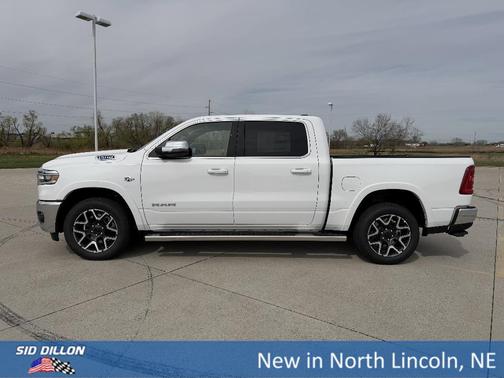 Bright White Clearcoat 2026 RAM 1500 Laramie