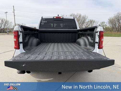 Bright White Clearcoat 2026 RAM 1500 Laramie