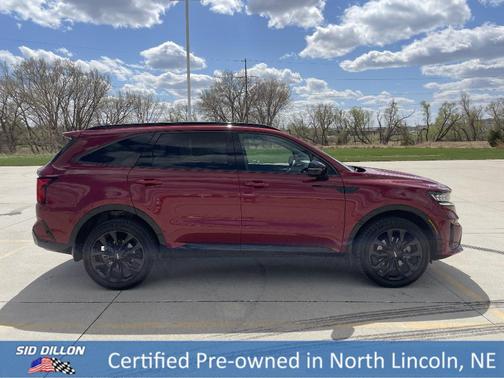 2022 Kia Sorento SX