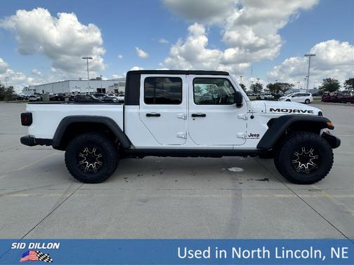 2022 Jeep Gladiator Mojave