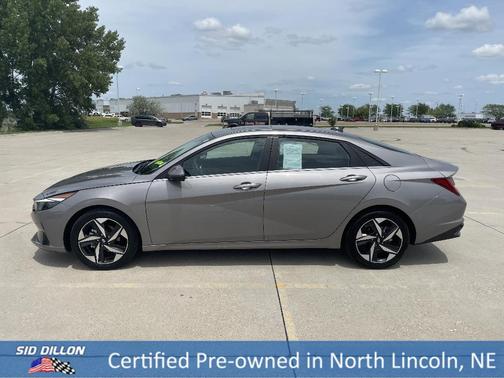 2023 Hyundai ELANTRA Limited