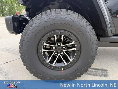 Black Clearcoat 2026 Jeep Wrangler Rubicon