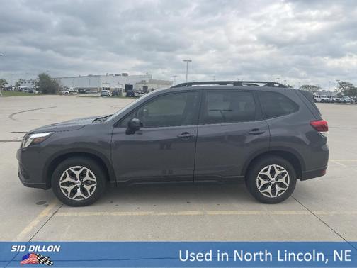 2024 Subaru Forester Premium