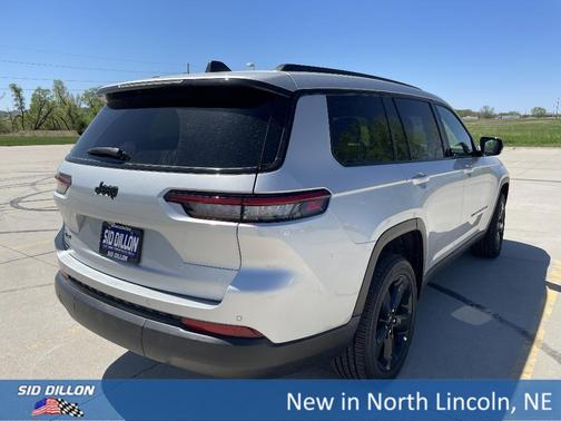 2025 Jeep Grand Cherokee L Laredo
