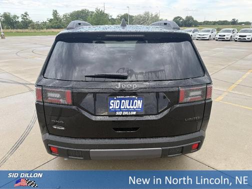 Diamond Black 2026 Jeep Cherokee LAREDO/LIMITED