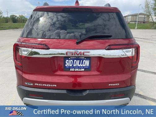 2021 GMC Acadia SLT