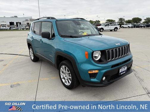 Metallic 2022 Jeep Renegade Latitude