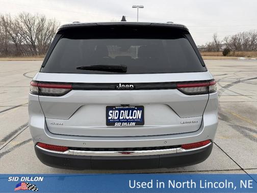 2023 Jeep Grand Cherokee Laredo X