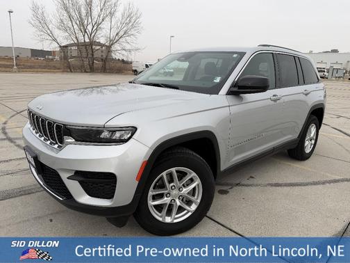 2023 Jeep Grand Cherokee Laredo X