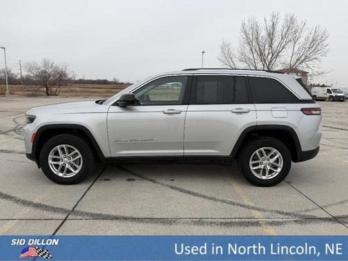 2023 Jeep Grand Cherokee Laredo X