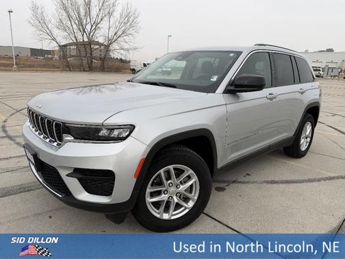 2023 Jeep Grand Cherokee Laredo X