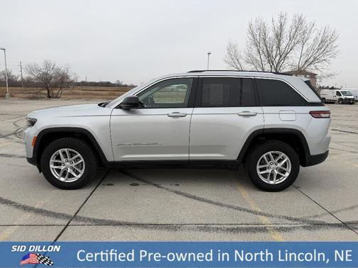 2023 Jeep Grand Cherokee Laredo X