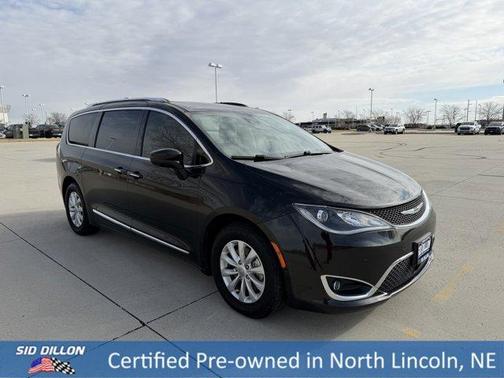 2018 Chrysler Pacifica Touring-L Plus