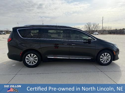 2018 Chrysler Pacifica Touring-L Plus