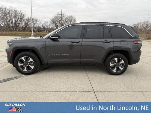 2024 Jeep Grand Cherokee 4xe Base