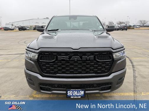 Granite Crystal Clearcoat Metallic 2026 RAM 1500 Express