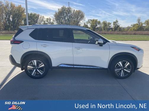 2021 Nissan Rogue Platinum