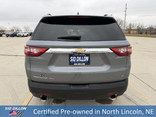 2021 Chevrolet Traverse LT Cloth