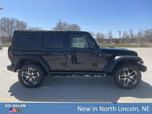 2025 Jeep Wrangler 4xe Sport