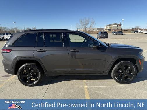 2023 Jeep Grand Cherokee Altitude