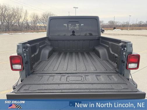 2026 Jeep Gladiator Sport