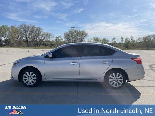 2016 Nissan Sentra SV