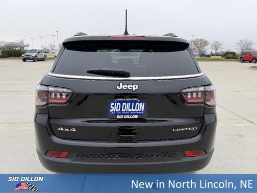 Diamond Black 2026 Jeep Compass Limited