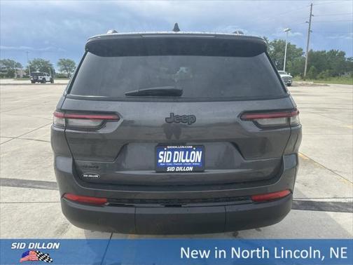 2025 Jeep Grand Cherokee L Laredo