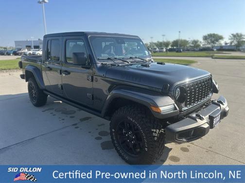 2024 Jeep Gladiator Sport