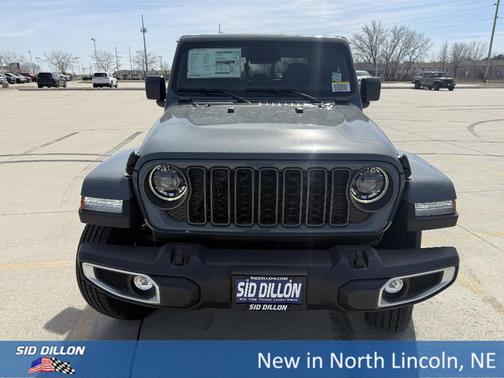 Anvil Clearcoat 2026 Jeep Gladiator Sport