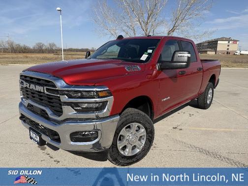Molten Red Pearlcoat 2026 RAM 2500 Big Horn