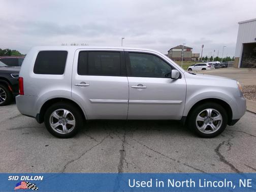 Alabaster Silver Metallic 2013 Honda Pilot EX-L