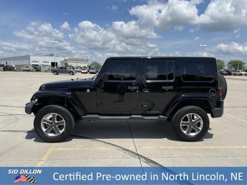 2017 Jeep Wrangler Unlimited Sahara