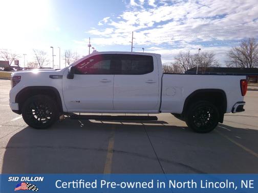 2022 GMC Sierra 1500 AT4