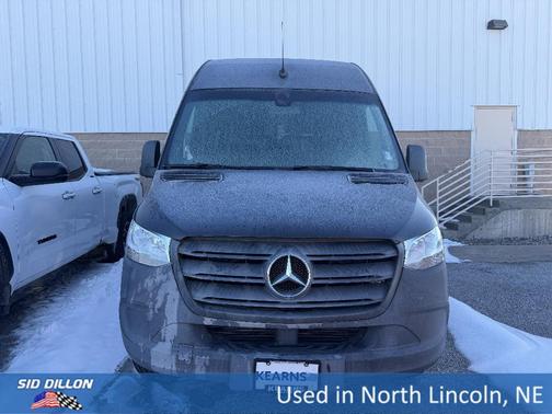 2019 Mercedes-Benz Sprinter 2500 Standard Roof