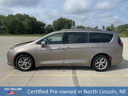 2017 Chrysler Pacifica Limited
