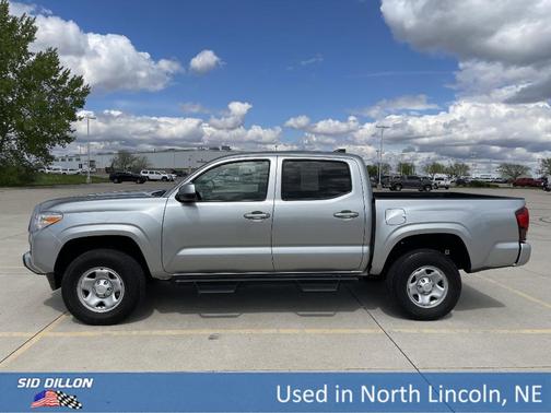 2022 Toyota Tacoma SR5