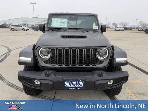 Granite Crystal Clearcoat Metallic 2026 Jeep Gladiator Sport