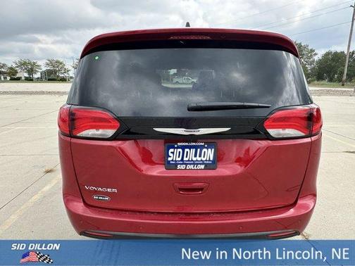 2026 Chrysler Voyager LX