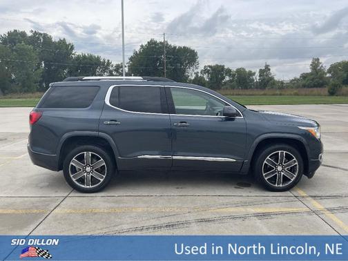 2019 GMC Acadia Denali